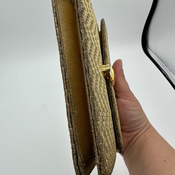 Gucci *Rare* Vintage Gold Woven Shoulder Bag (1968-1972) - Picture 9 of 14